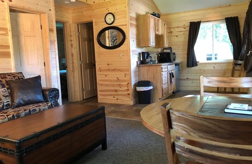 Talkeetna Cabin | Backwoods Cabins at Susitna River Lodge
