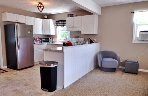 Ruffin House | Backwoods Guesthouse Near VIR and Hycolake