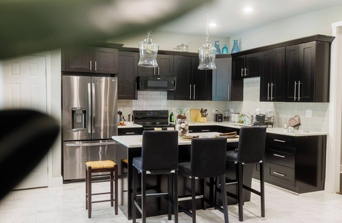 Lithonia House | Backyard Bliss/Firepit Nights & Chill:8P/3B