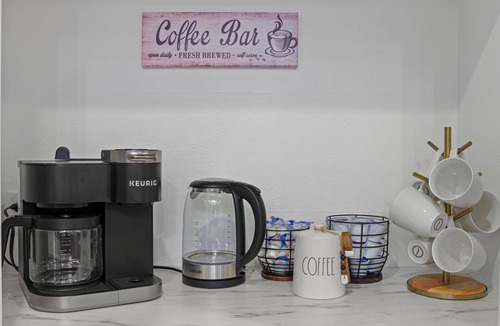 Palm Harbor House | Backyard Games, Fire Pit, Heated Pool, Near Beach