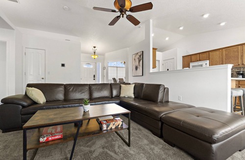 Southwest Ada County Alliance House | *Backyard*King*Parking*100Mbps*Smart TV*Bbq*W/D