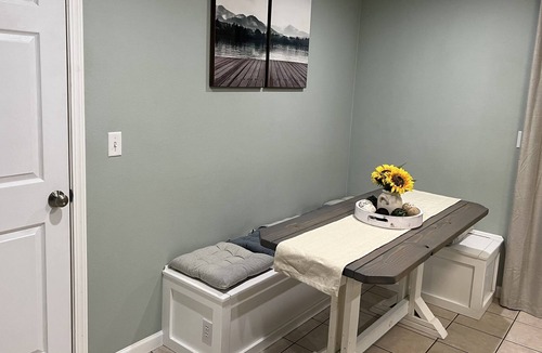 Minnehaha House | Backyard Oasis, Cozy Home, Centrally located