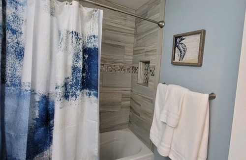 Minnehaha House | Backyard Oasis, Cozy Home, Centrally located