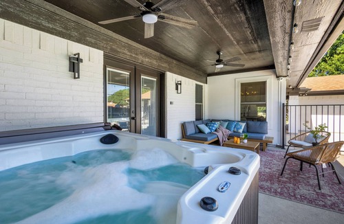 North Richland Hills House | Backyard Oasis: Pool, Hot Tub, Giant Chess & Golf