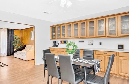 Euless House | Backyard Oasis with Private Pool & Outdoor Lounge Area