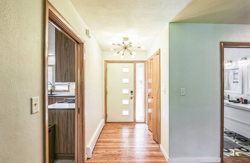 University Heights House | Backyard on Melrose - Walk to Kinnick & Hospital