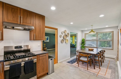 University Heights House | Backyard on Melrose - Walk to Kinnick & Hospital