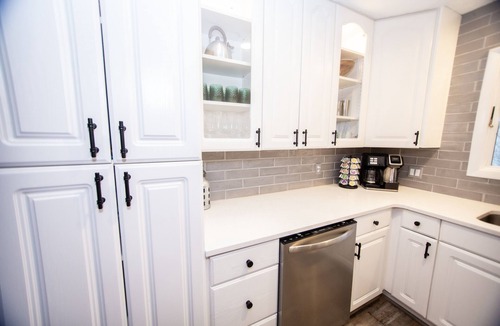 Beech Mountain Ski Chalet | Backyard trail access- AC- Hot tub - EV Charging