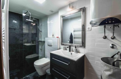 Sibenik Apartment | Bacrizza Gallery Apartment