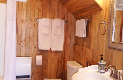 Columbia Falls Bed & Breakfast | Bad Rock Bed and Breakfast Inn