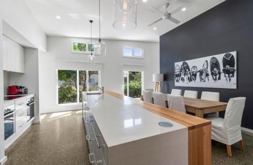 Tomakin House | Bada Bliss managed by Batemans Bay Accom