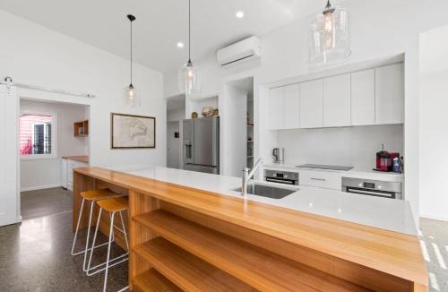 Tomakin House | Bada Bliss managed by Batemans Bay Accom