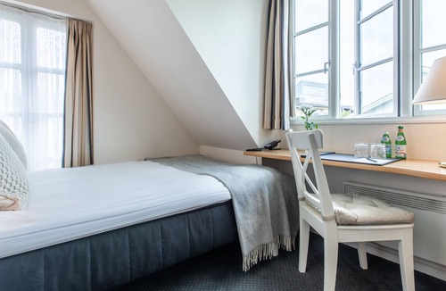 Jyllinge Hotel | Badehotel Søfryd