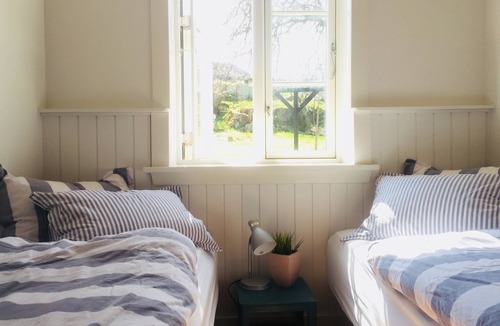 Sandvig Bed & Breakfast | Badepensionat Sandloppen