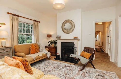 Henley-on-Thames House | Badgemore Cottage - From 250 Per Night