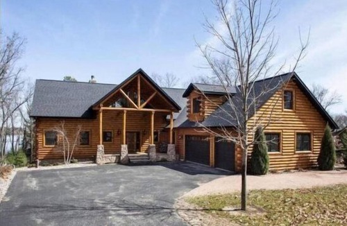 Mauston House | Badgerado on Castle Rock Lake