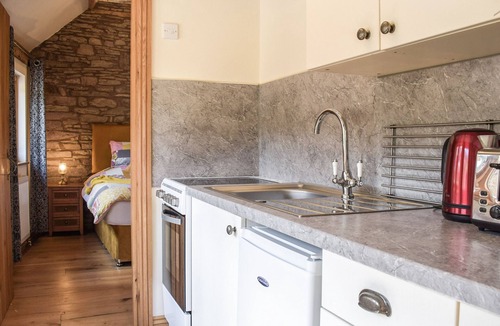 Westbrook Court Cottage | Badgers Den - UK32084