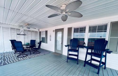 New London House | Badin Haven