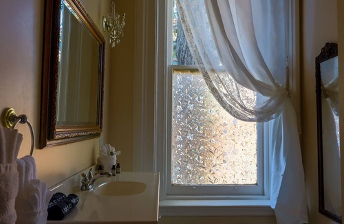Vicksburg Bed & Breakfast | Baer House Inn