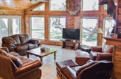 Riviera House | Baffin Bay, Texas Waterfront
