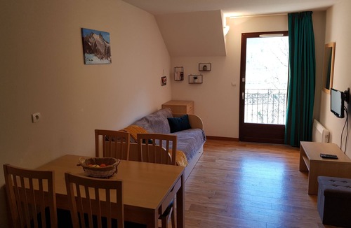 Saint-Mamet Apartment | Bagnères-de-Luchon: attractive T2 ideally located