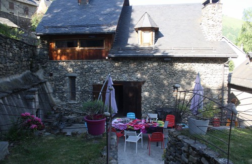 Saint-Aventin House | Bagneres de Luchon 5KMS st aventin barn renovated 3 ears 8 people
