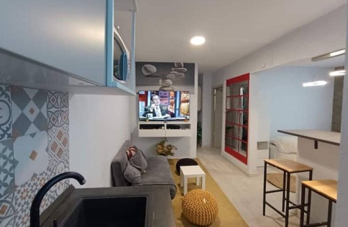 Bagnols-sur-Ceze Apartment | Bagnol Chill - Your cosy cocoon 30 min from Avignon (4 pers.)