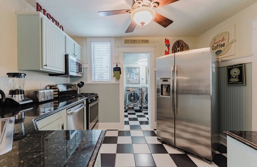 Grandview Heights House | Bahama Breeze Bungalow
