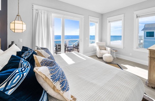 Crescent Beach House | "Bahama Breeze" Beachfront w/ Private Pool