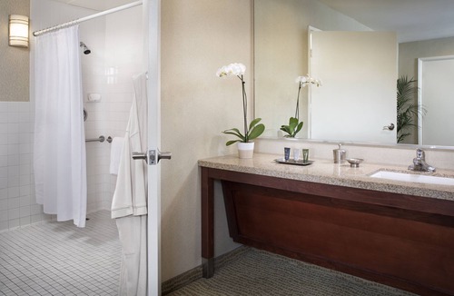 Central Mission Beach Resort | Bahia Resort Hotel
