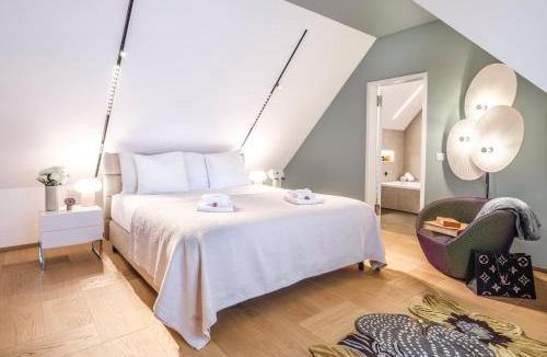 Old Town Apartment | Bahnhofstrasse Designer Penthouse Private Rooftop