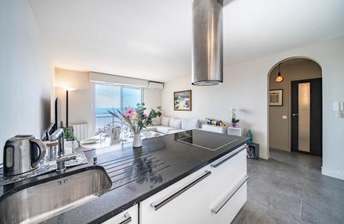 Roquebrune-Cap-Martin Apartment | Baie de Roquebrune - Balcon vue mer - Parking - AO