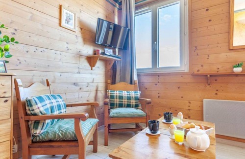 Villarembert Apartment | Baikonour