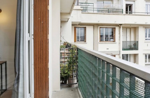 Republique–Point-du-Jour Apartment | Bail mobilité - grand studio - Paris