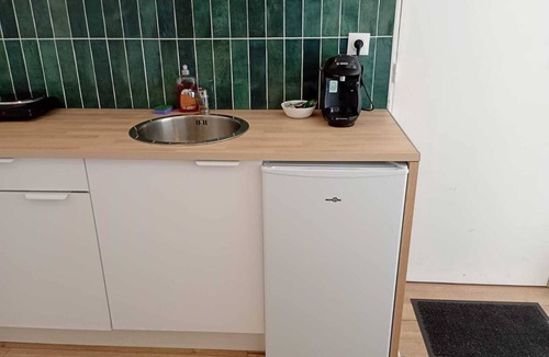 Fives Apartment | Bail Mobilité, 5 minutes du métro, internet