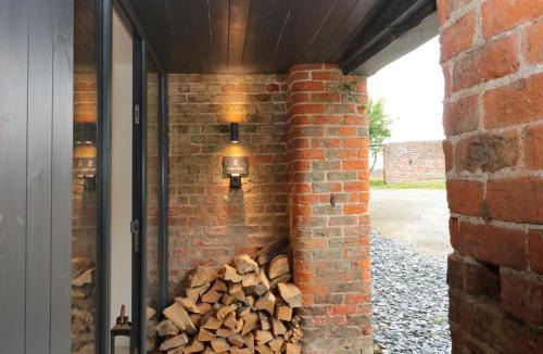 North Dalton House | Bailey house