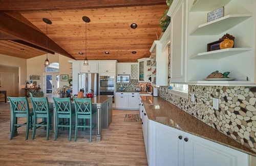 Kiwanda Shores House | Bailey's Place-lux modern beachfront. Single level.