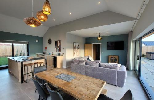 Dunholme House | Bailgate Barn, Ashlin Farm Barns