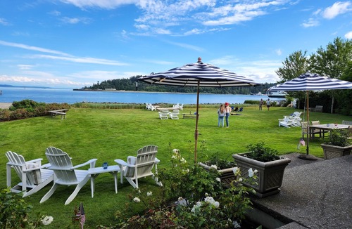 Bainbridge Island House | Bainbridge Island Ocean Front Heaven