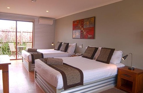 Lucknow Hotel | Bairnsdale Motel