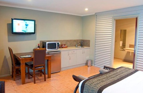 Lucknow Hotel | Bairnsdale Motel
