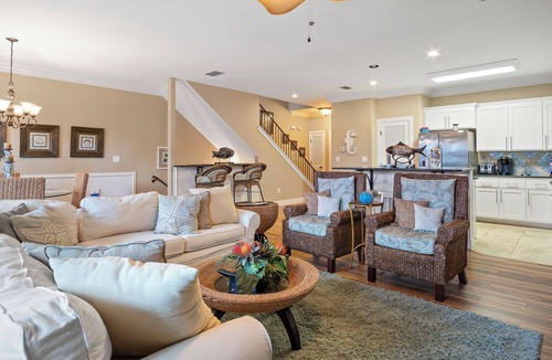 Port Aransas Condo | Baja Breeze by Silver Sands Vacation Rentals