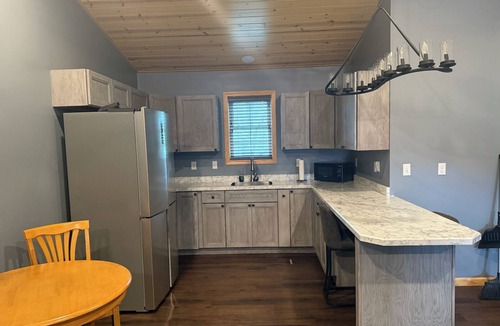 Mountain Lake Park Hotel | Baja Motel