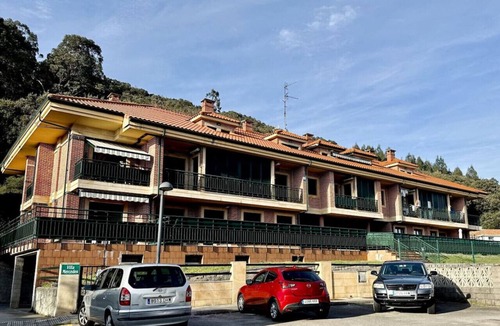 Piedrahita Apartment | Bajo cerca de Berria - Villa Mercedes 17001
