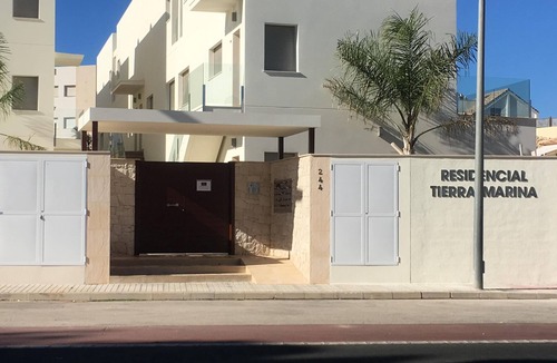 Molinell Apartment | Bajo con jardín B1 - Three Bedroom Apartment, Sleeps 6