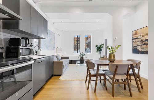 Chinatown Apartment | Bakan- Queen 1Bedroom Old Montreal