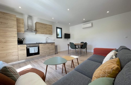 Souraide House | BAKE XOKO - SOURAIDE