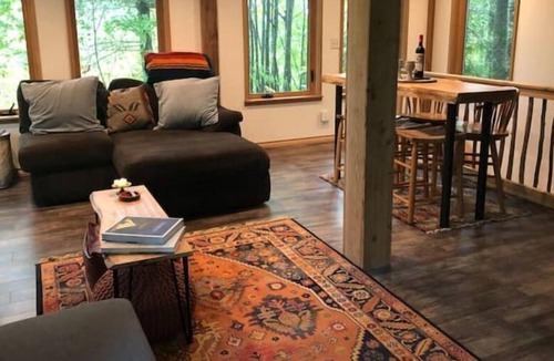 Concrete Cabin | Baker Lake Cabin Getaway