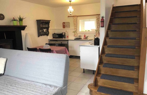 Mauron House | Baker’s Cottage near broceliande forest