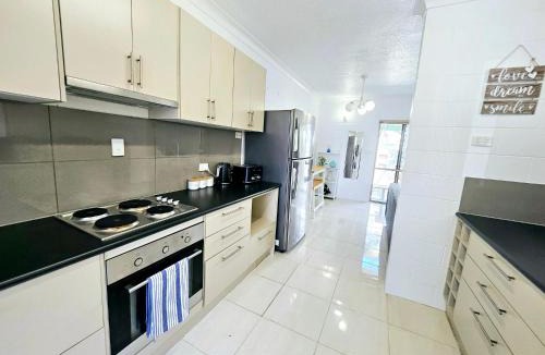 North Ward Apartment | Bakers Sea Breeze Escape